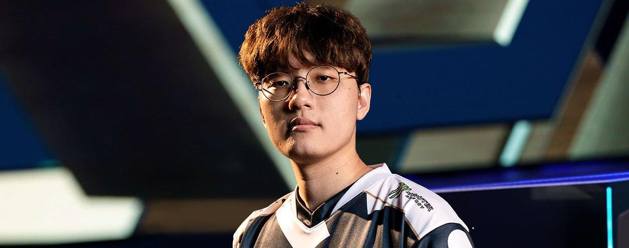 CoreJJ Teaches Carrying As Support